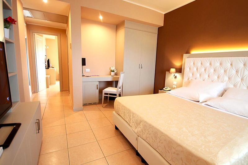 Vale-Mare-Tropea Hotel Екстериор снимка