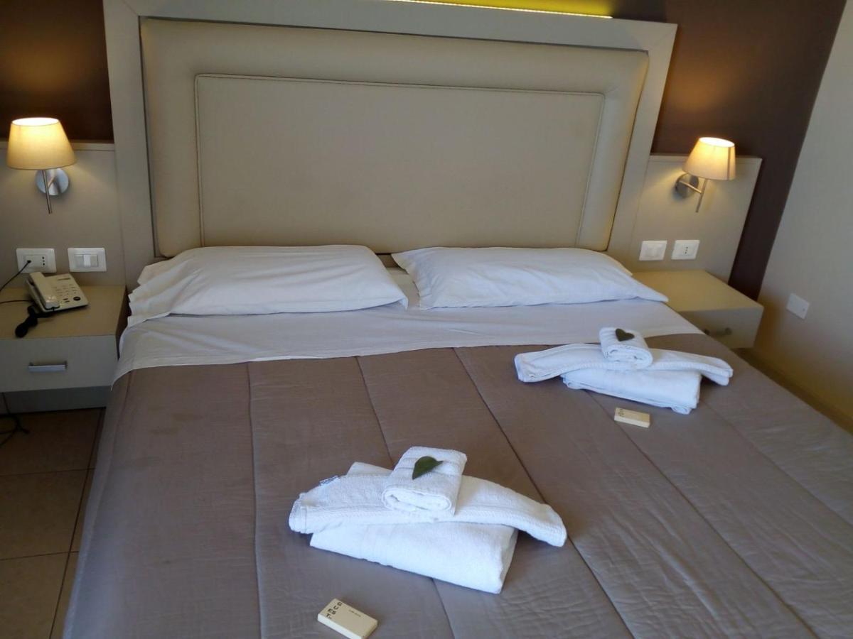 Vale-Mare-Tropea Hotel Екстериор снимка